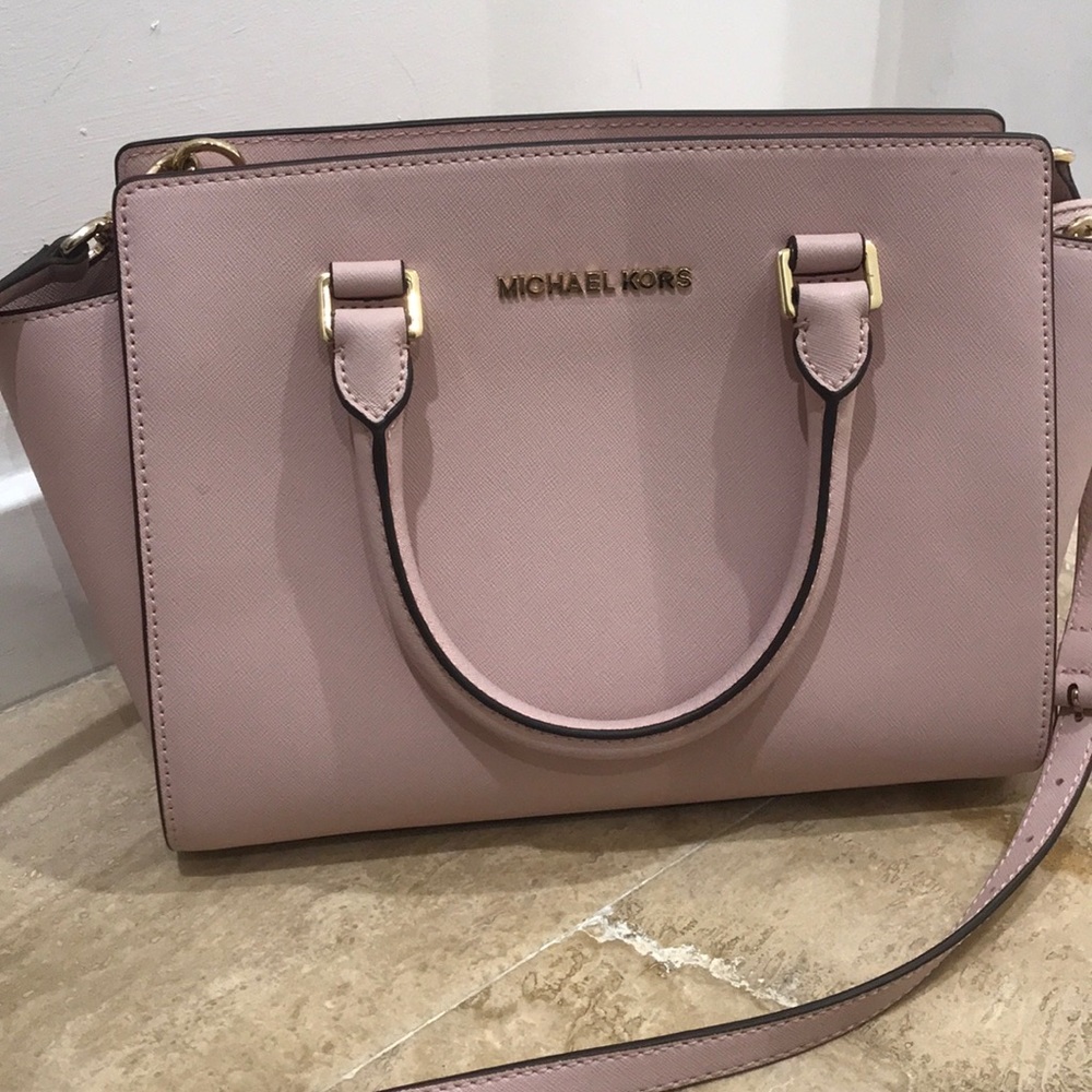 Light pink Michael Kors bag